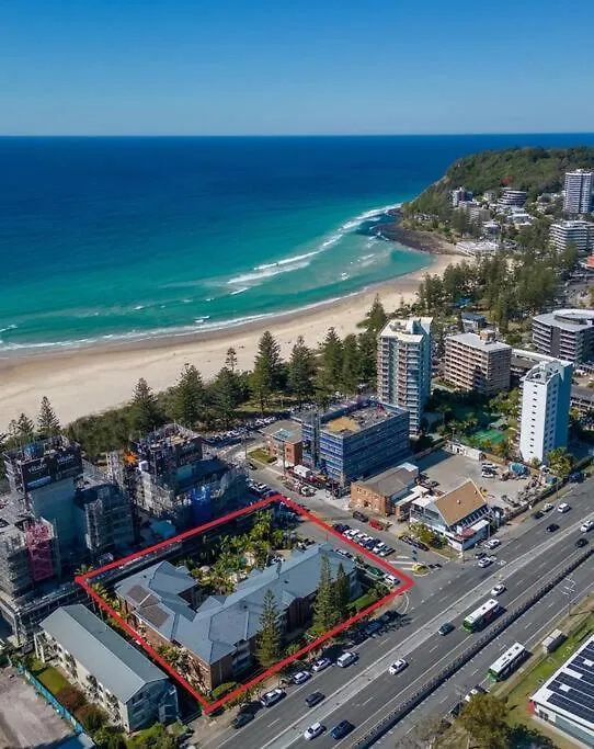 Burleigh Beach Apartment - Self Catering Gold Coast